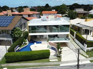 Casa de Luxo no Condomínio Aldebaran Ômega