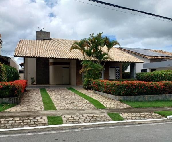 CASA CONDOMÍNIO ALDEBARAN OMEGA