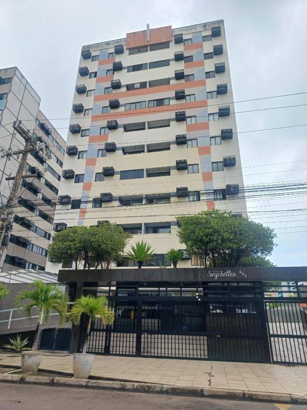 Apartamento no Edifício Seychelles - Ponta Verde